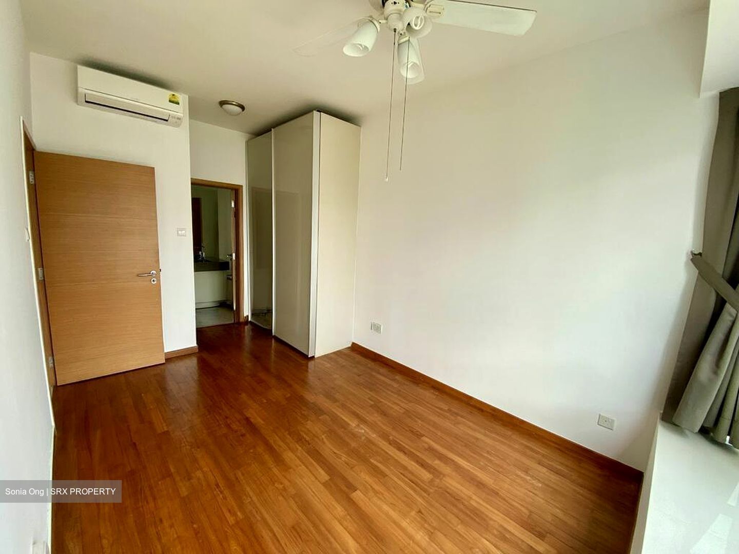 Pavilion 11 (D11), Condominium #504323571